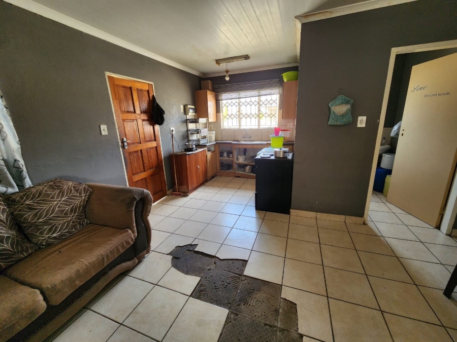 2 Bedroom Property for Sale in Freedom Park North West